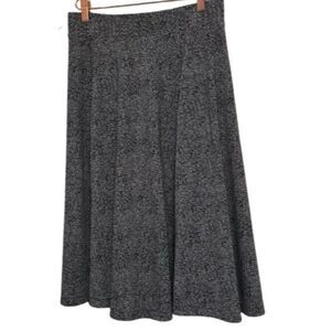 Lands End Black & White Pull on Skirt